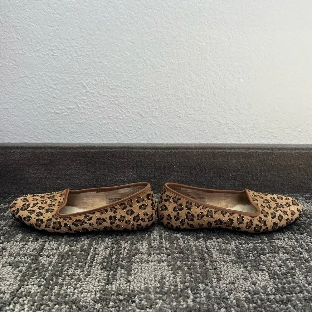 UGG Animal Leopard Print Flats Sheepskin Lined Studded Slip On Shoes Size 5‎